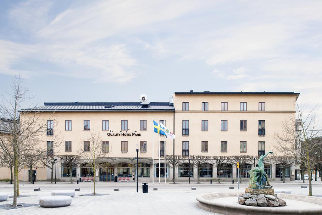 Quality Hotel Park Soedertaelje City Экстерьер фото